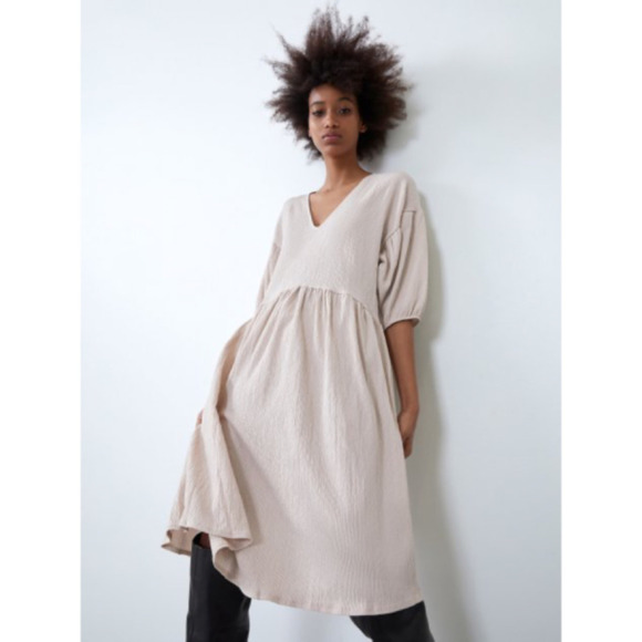 Zara Voluminous Oversized Texture V-neck Short Sleeve Dress, size M - Picture 3 of 13
